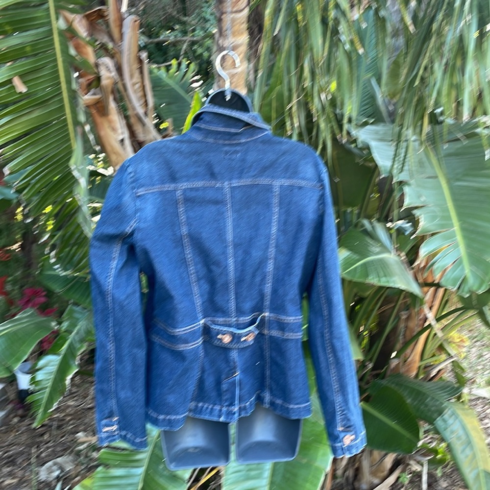Bass denim jacket with copper buttons - Picture 3 of 6
